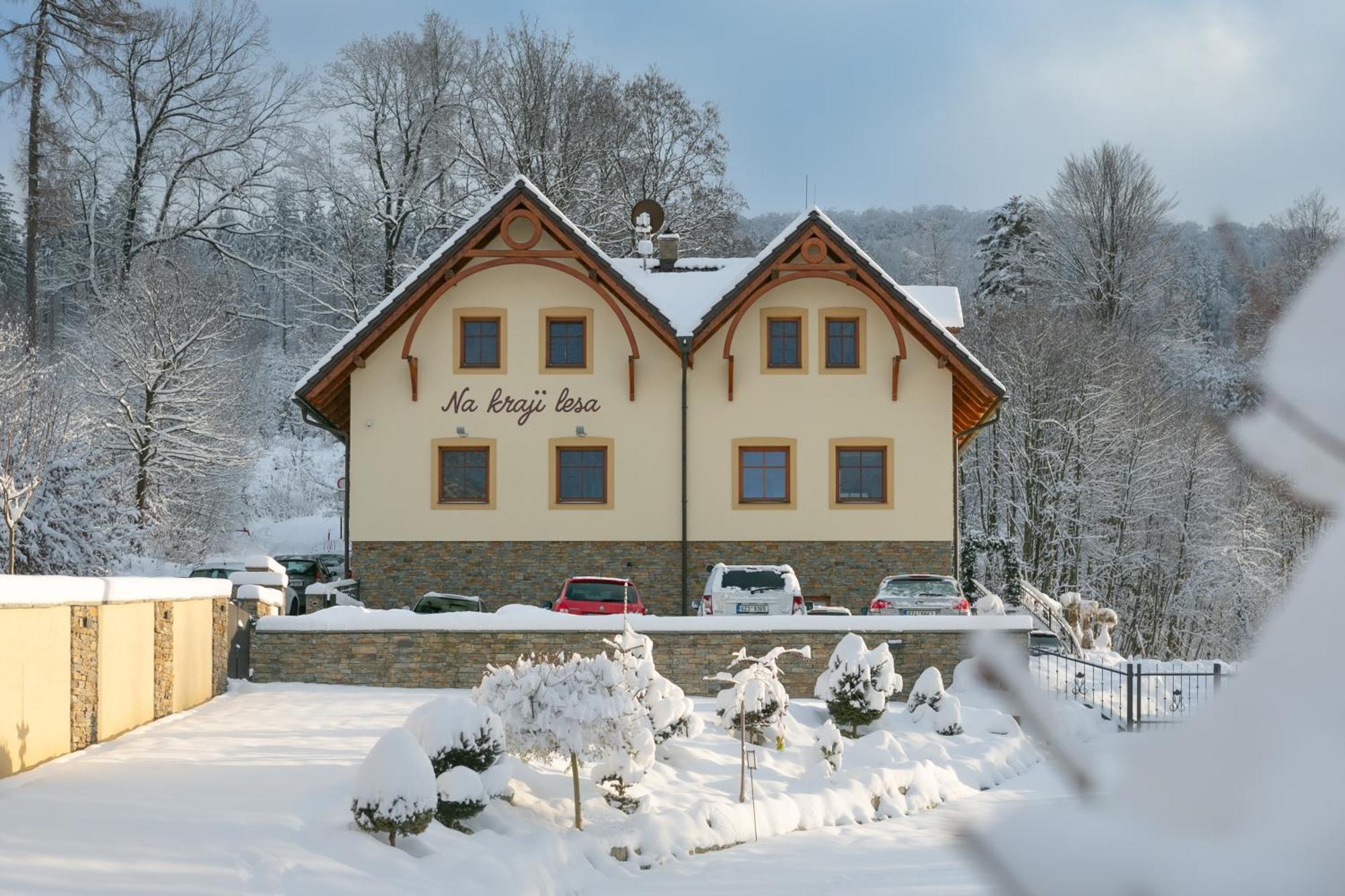 Penzion Na Kraji Lesa Valašské Meziříčí Exterior foto